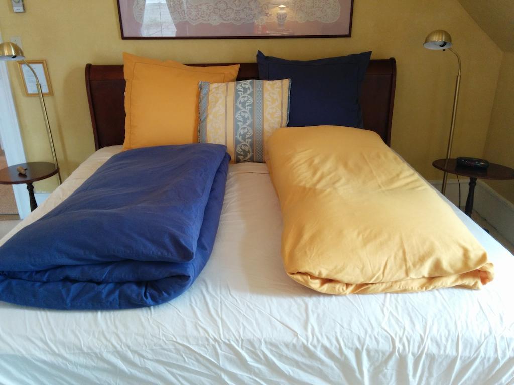 Fairmont House Bed & Breakfast Mahone Bay Værelse billede